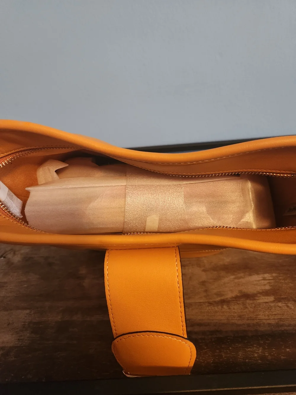 Coach TALI BUCKET BAG IN PAPAYA NWT